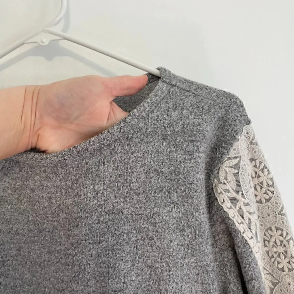 FN BY FLORA NIKROOZ Pajama / Lounge Lace Stripe Gray Cream Crewneck Sweatshirt M - Image 7