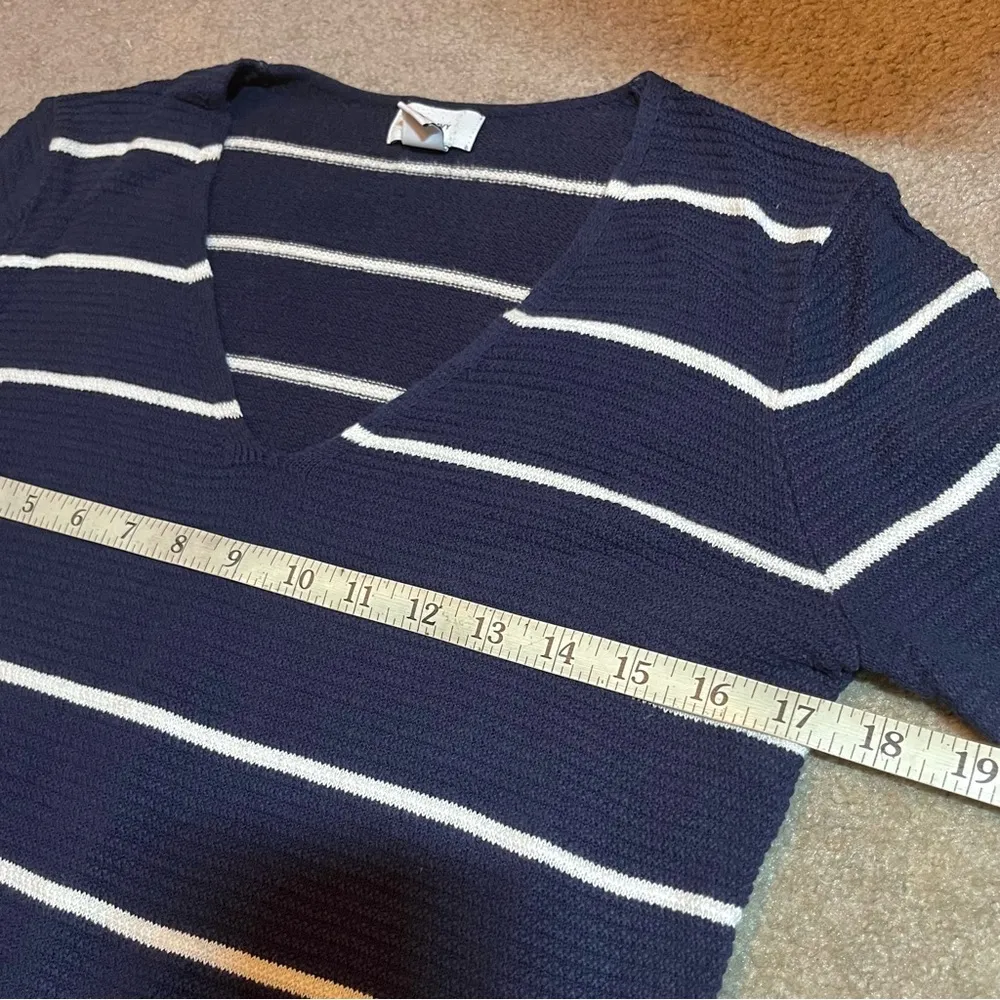 OLD NAVY Women’s Navy & White Striped V-Neck Tunic Long Sleeve Sweater - Image 8