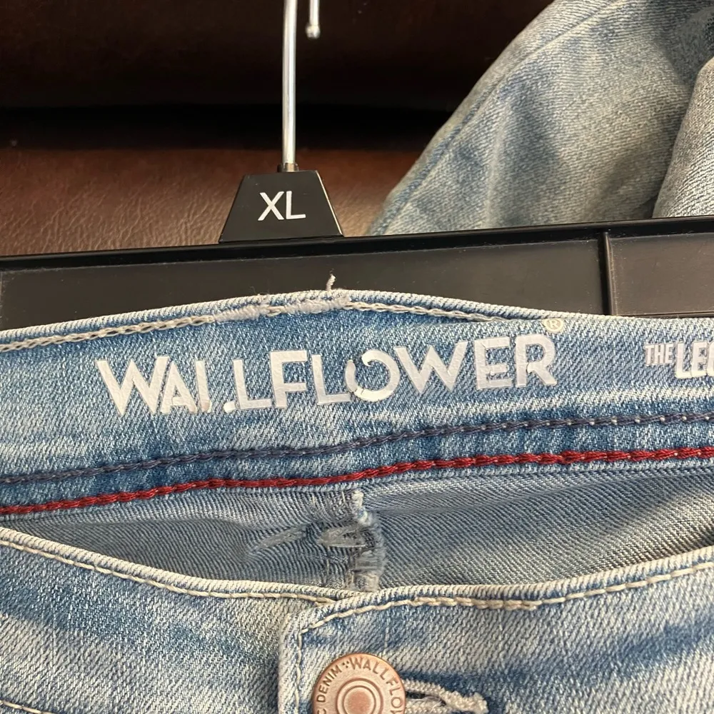 Wallflower legendary flare distressed jeans Blue Size undefined - Image 7