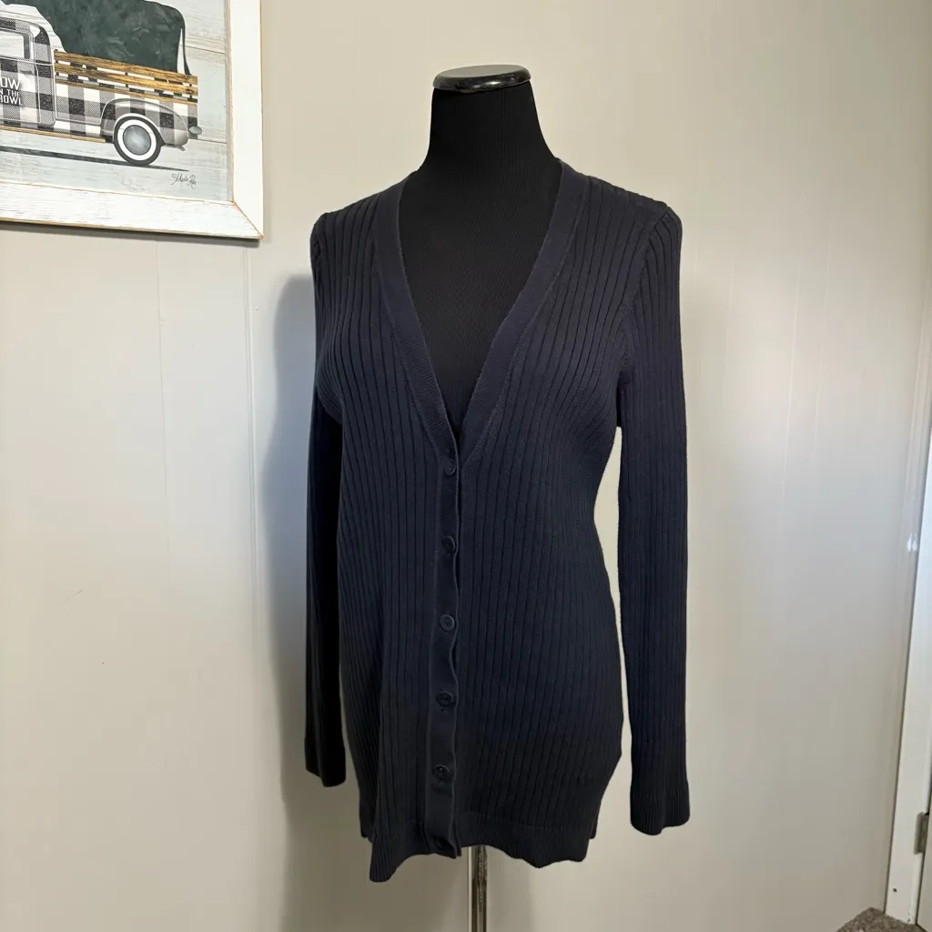 Lands' End Women's Black 1X Cable - Image 4