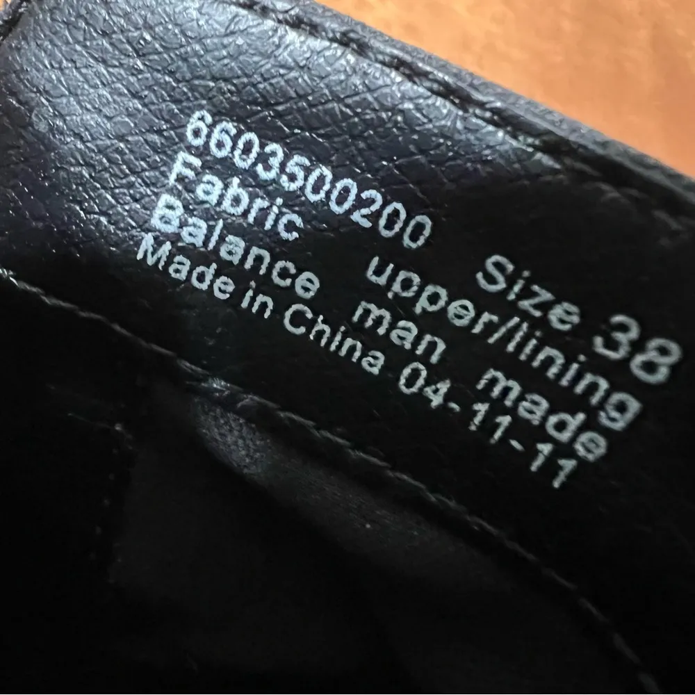 Dansko Vail Frog Print Clog Rain boots vegan waterproof pull on size 38 colorful - Image 10