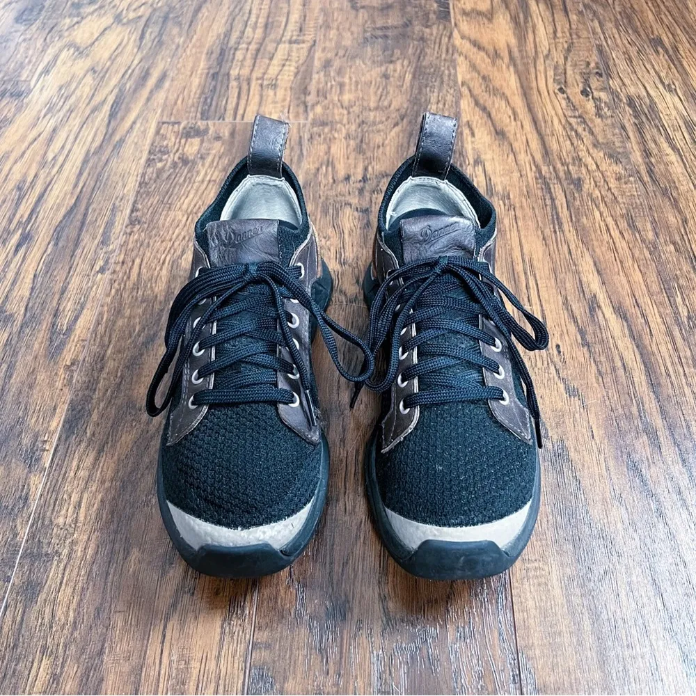 Danner • Overlook Knit Low Sneaker black lace up brown leather hiking trail Size undefined - Image 3