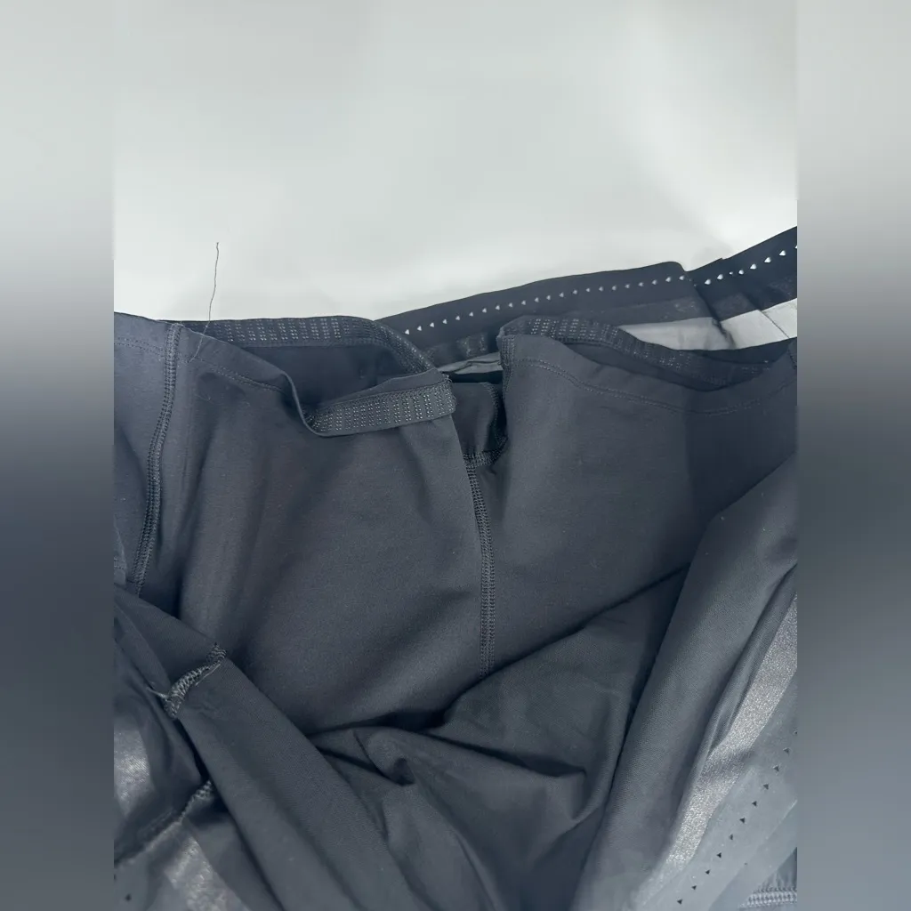 Athleta Women's Black Laser Run Skort Tennis w/ Shorts Size XL - Image 4