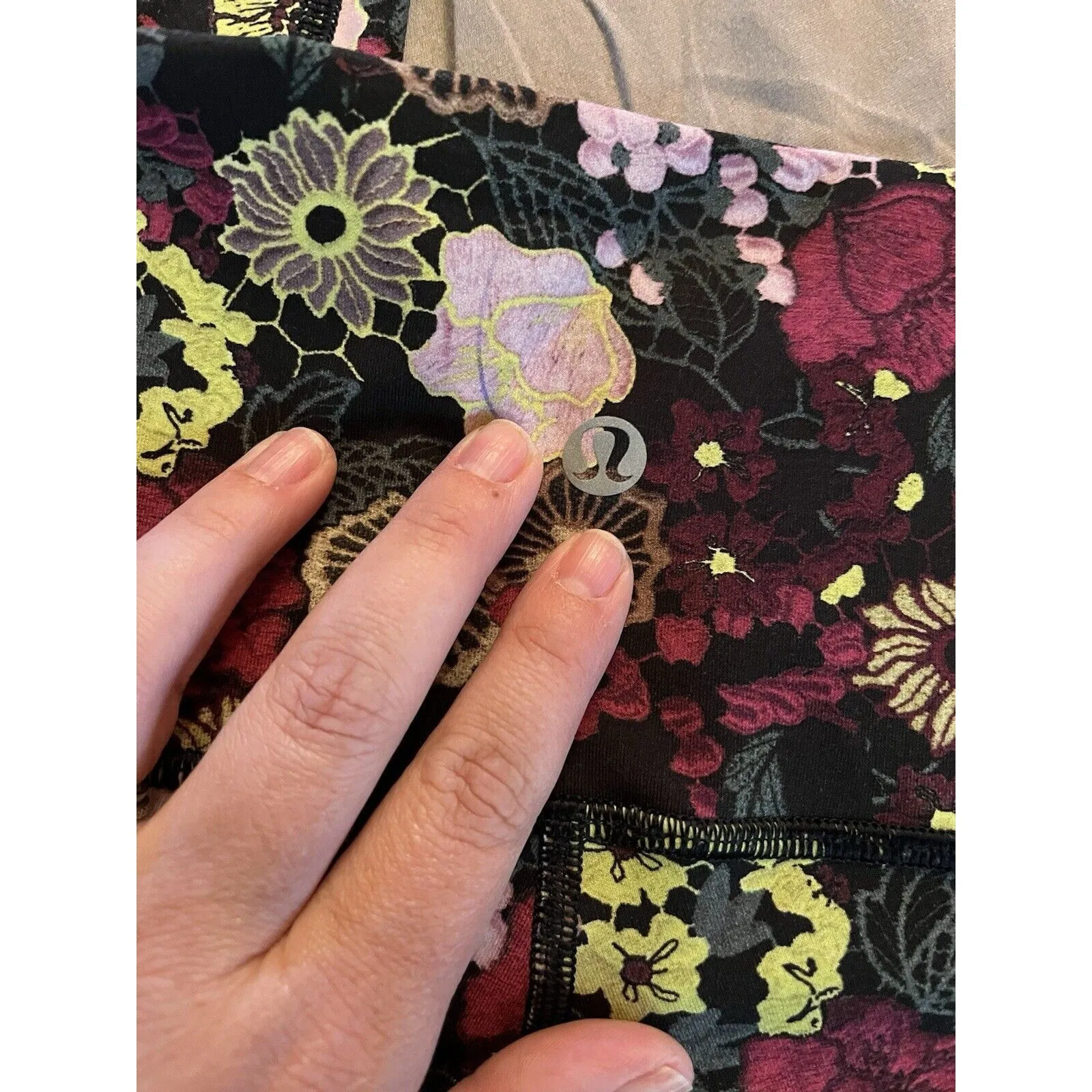 Lululemon Women Wunder Under HR Tight *Nulux IFMI Flower Print Size 6 - Image 5
