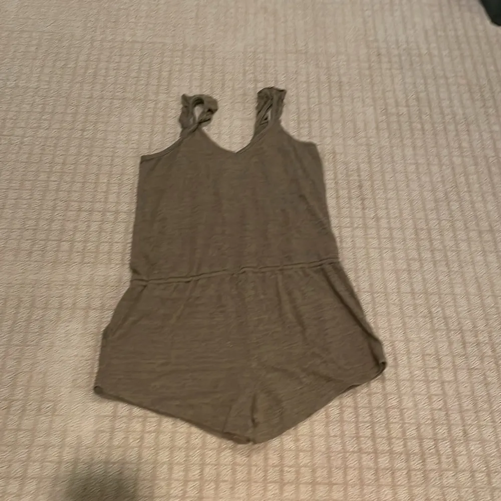 NWOT Chaser romper - Image 3