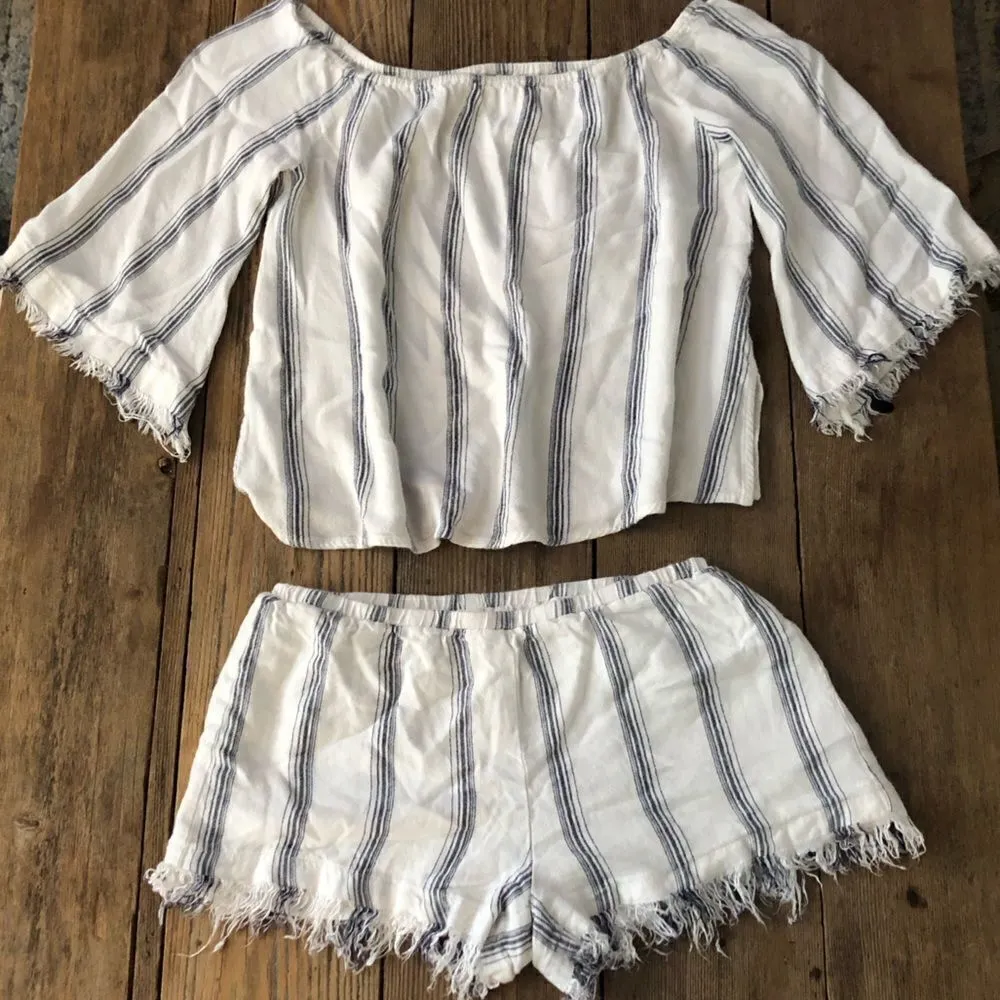 Honey belle matching crop and shorts set size small SUPER CUTE - Image 2