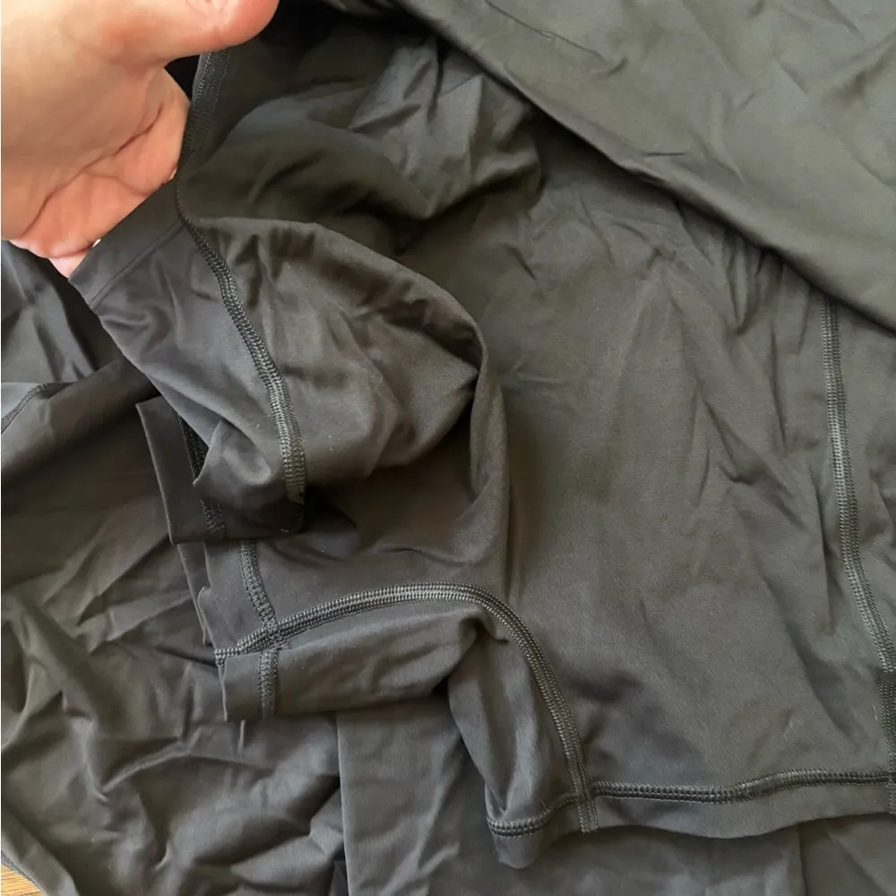 Amazon black dress with built in shorts - Image 3