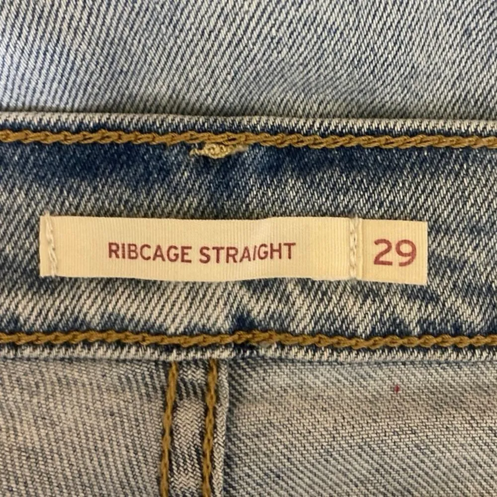 Levis Ribcage Straight High Rise Distressed Raw Hem Light Wash Denim Jeans Sz 29 - Image 5