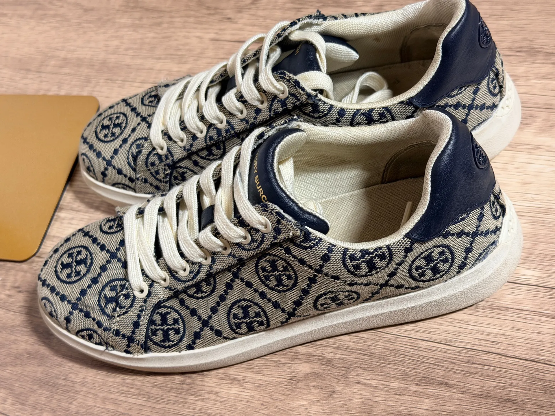 Tory Burch Sneakers - Image 4