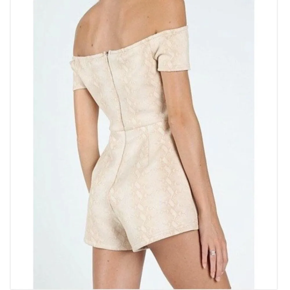 Honey Belle Python Snake Print Off Shoulder Romper - Large - Image 3