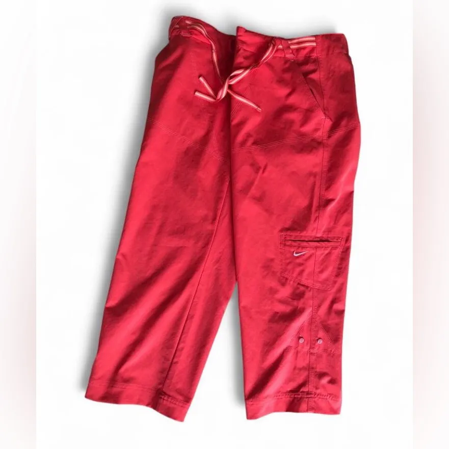 Nike Red Cargo Capri Pants - Image 3