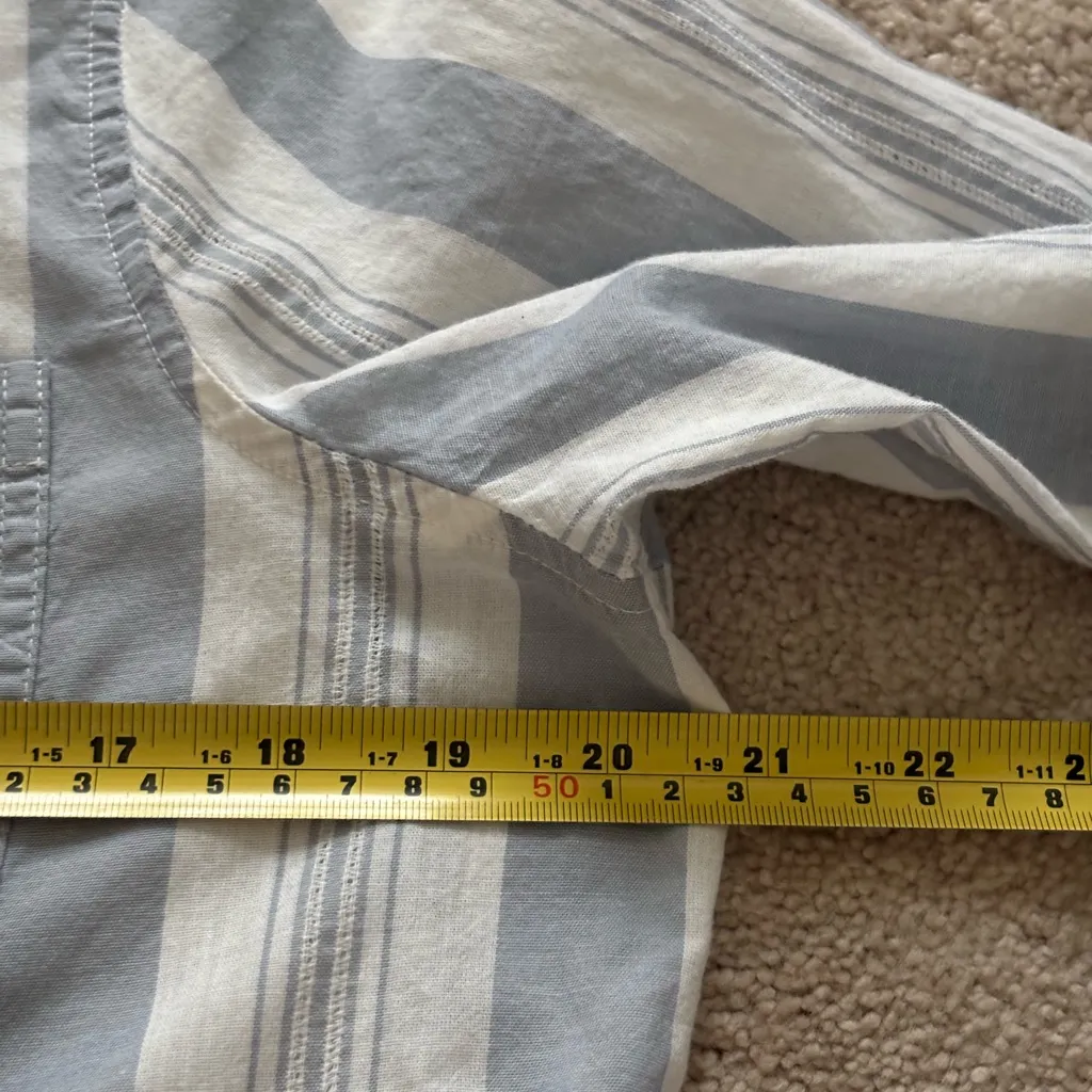 Universal Thread Blue and White Striped Cotton Button Down Shirt - Image 7