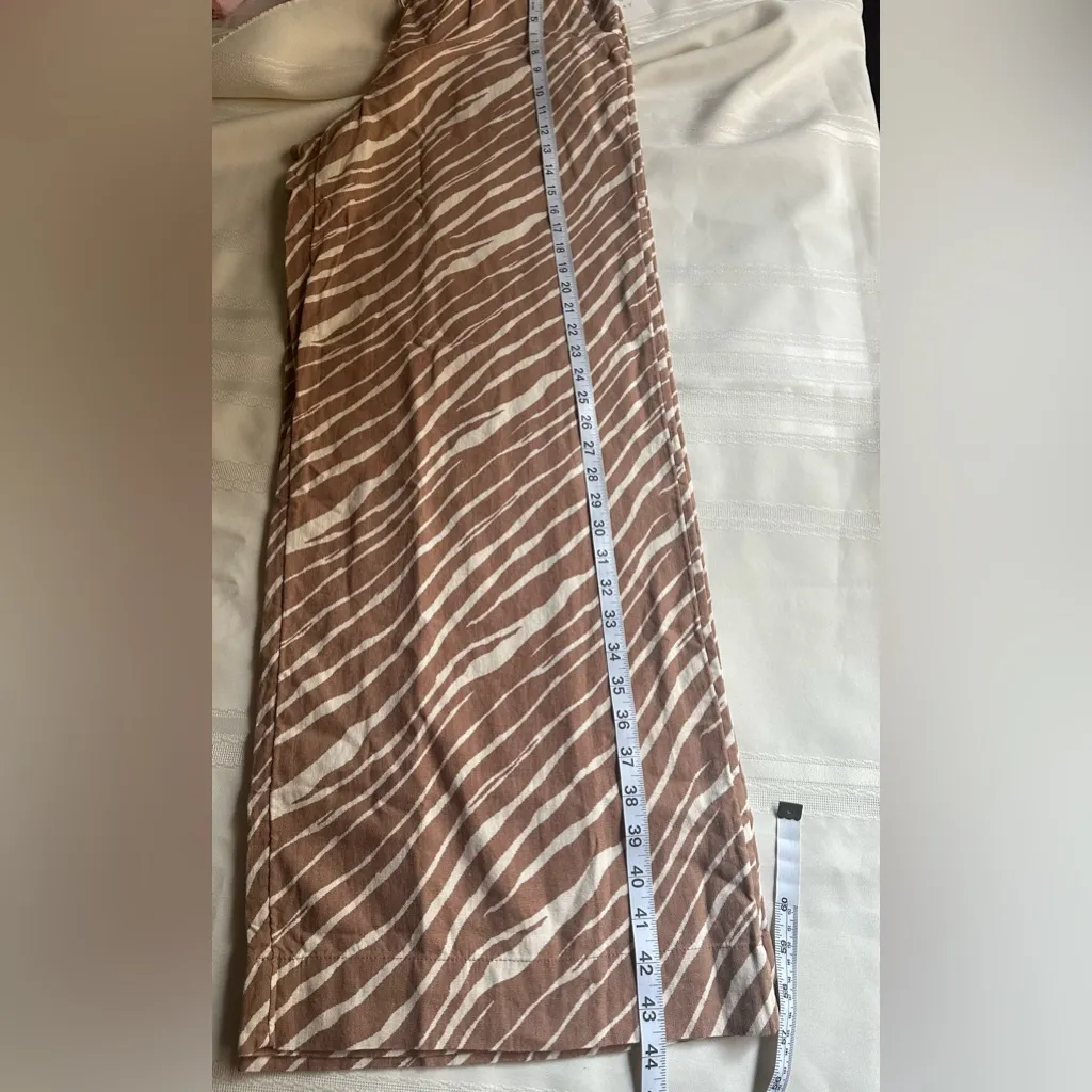 A New Day Tan and Cream Striped Blouse - Image 8