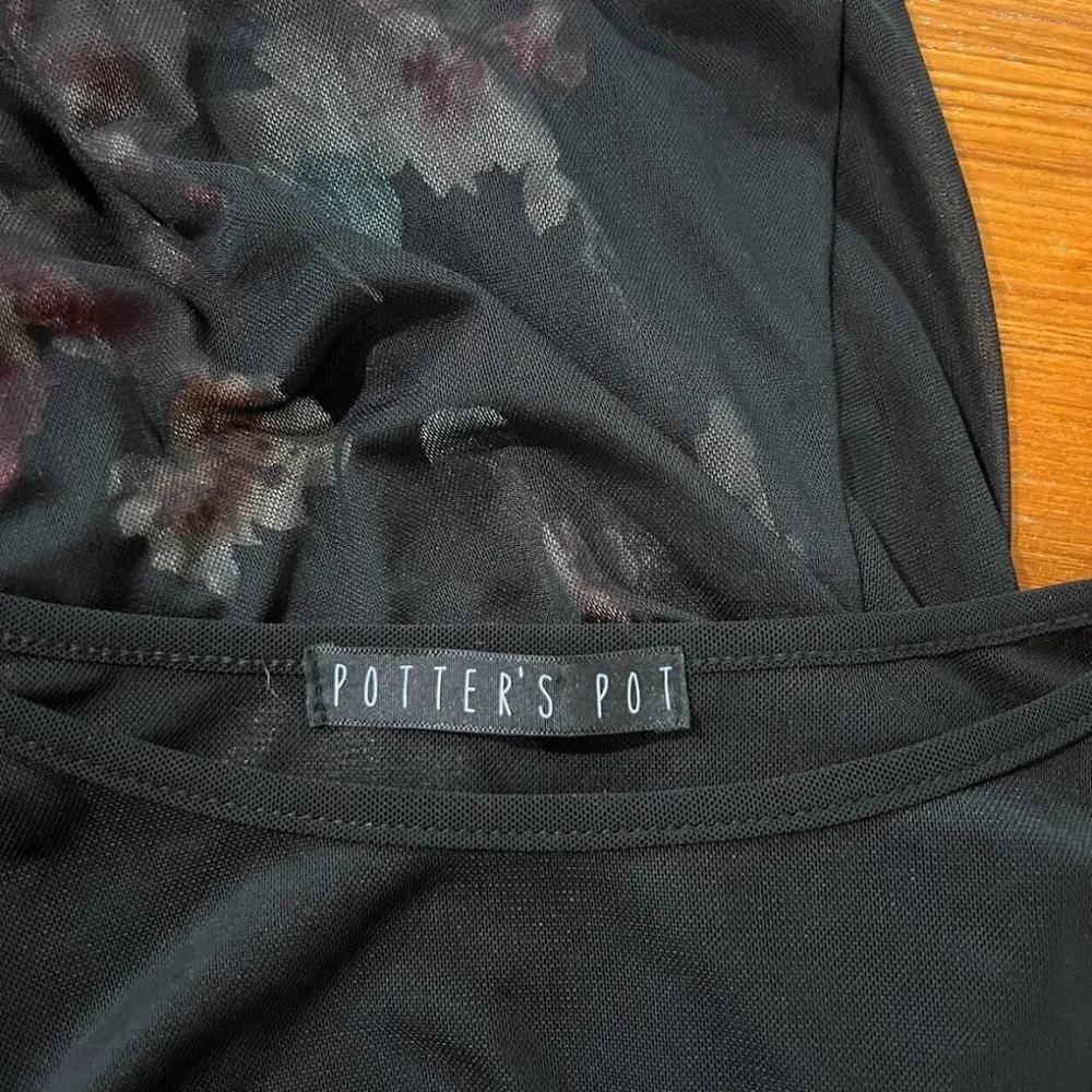 Potters Pot Black Floral Short Sleeve Mesh Cami Casual Dress Size M - Image 7