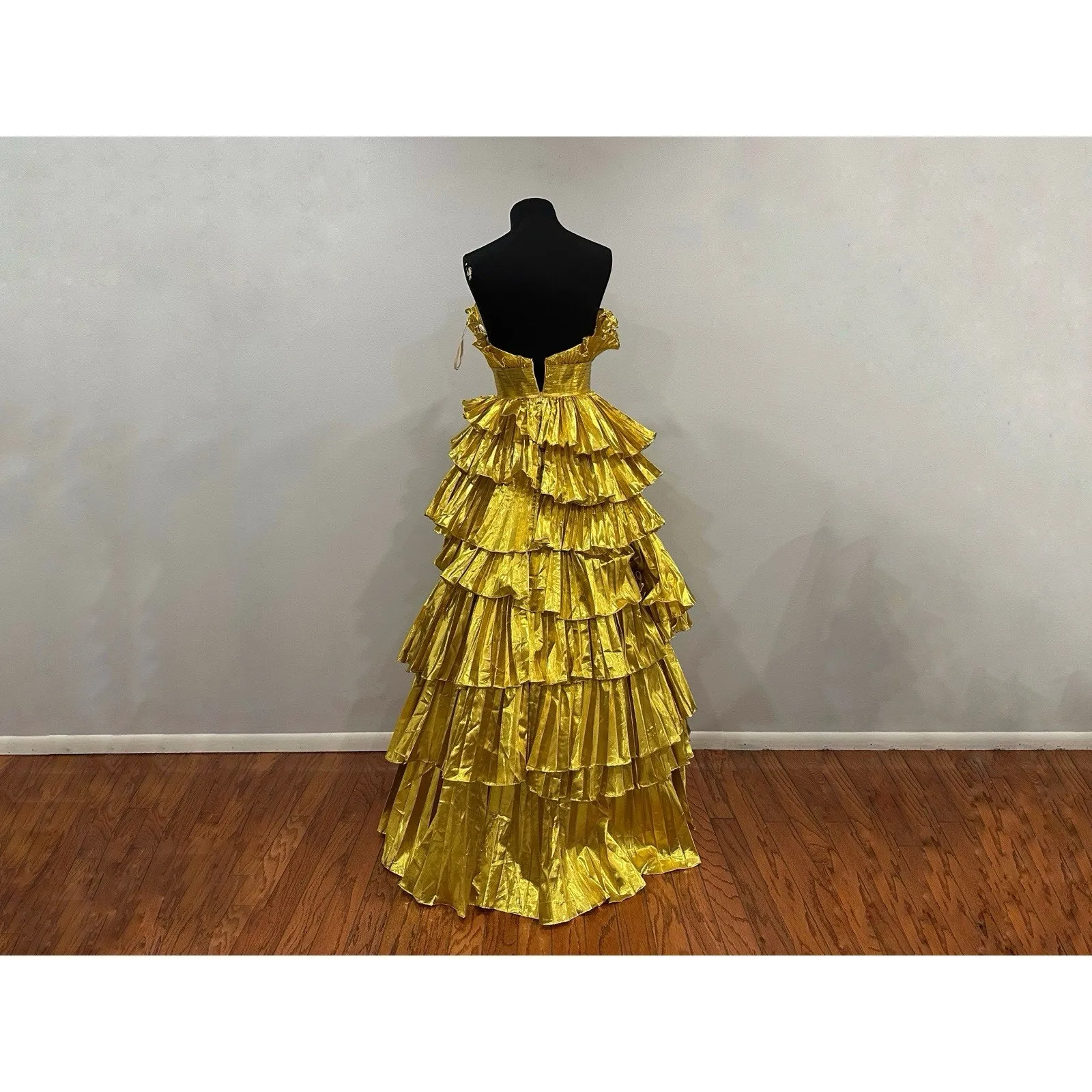 Mac Duggal 11697 Gold Ruffle Strapless Tiered Gown Sz 2 NWOT - Image 6