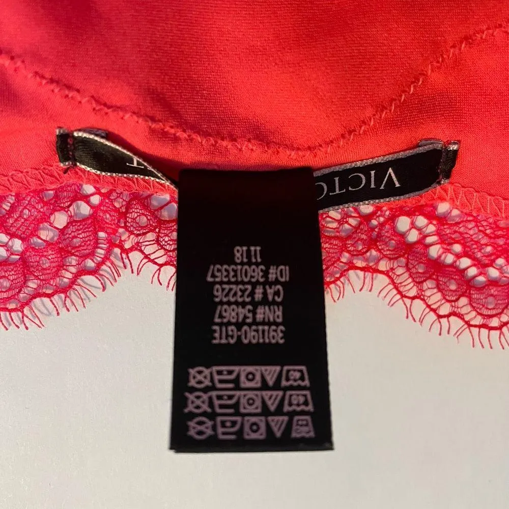 VICTORIA’S SECRET Satin Feel Eyelash Lace Trim V-Neck Cami Tank Top Pink Size M - Image 9