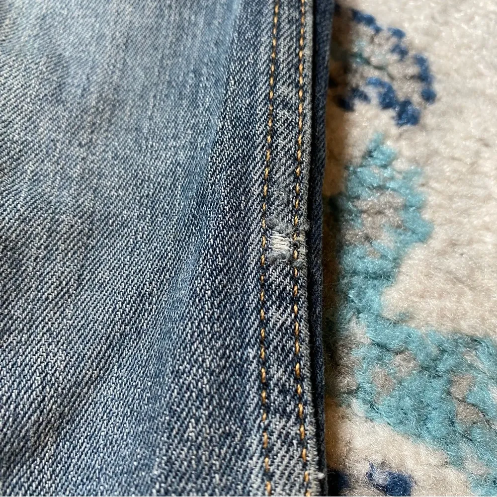 Vintage Y2K L.E.I. Custom Embroidered Moon and Stars Dream Catcher Flare Jeans Blue Size undefined - Image 9