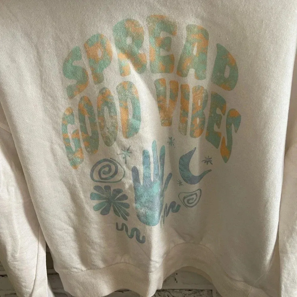 Women’s Spread Good Vibes long sleeve hoodie Medium - Image 2