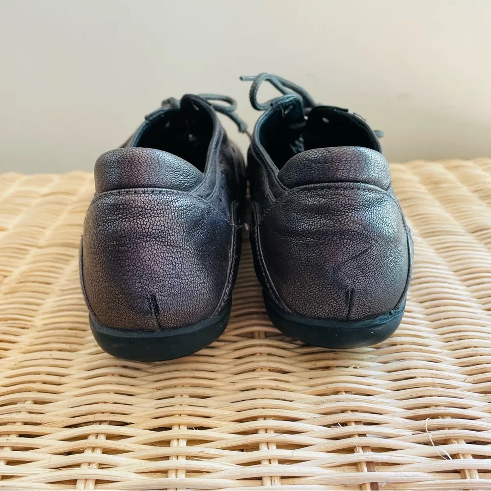 Stuart Weitzman Silver Tone Oxford Sneakers Comfort size 11 women’s - Image 4