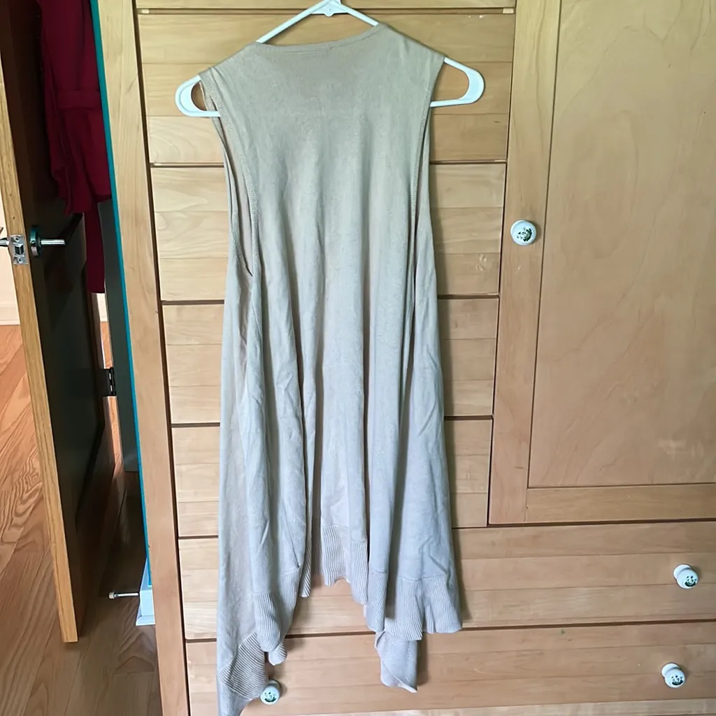 Magaschoni Cream Sweater Vest - Image 4