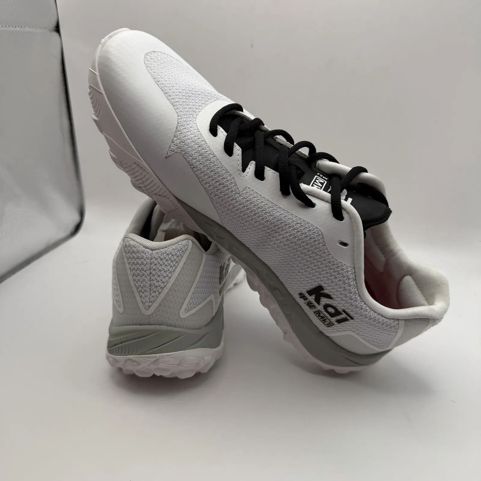 Osaka KAI MK1 Uni Women's US 10.5, Men's US 9 Iconic White Field Hockey Shoes - Image 6