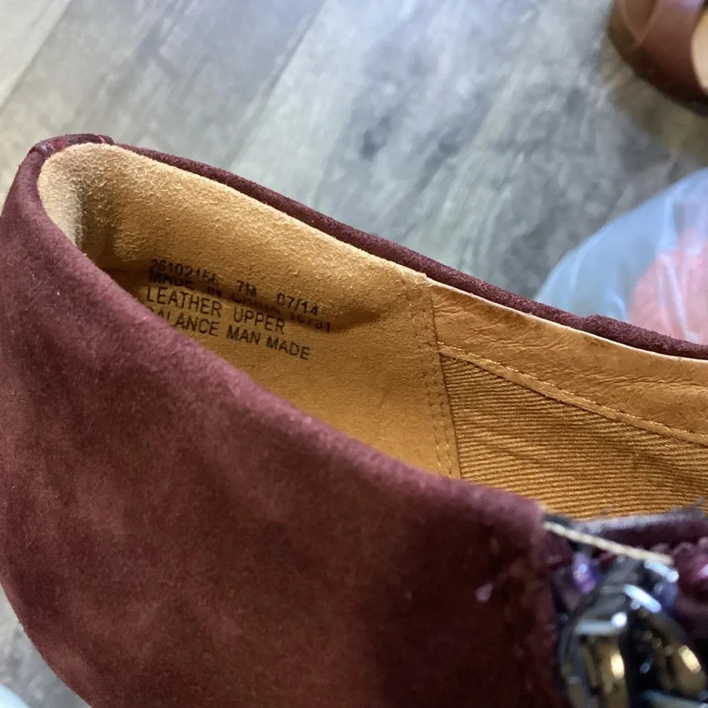 Clarks Artisan Purity Frost Wedge Booties Size 7 - Image 9