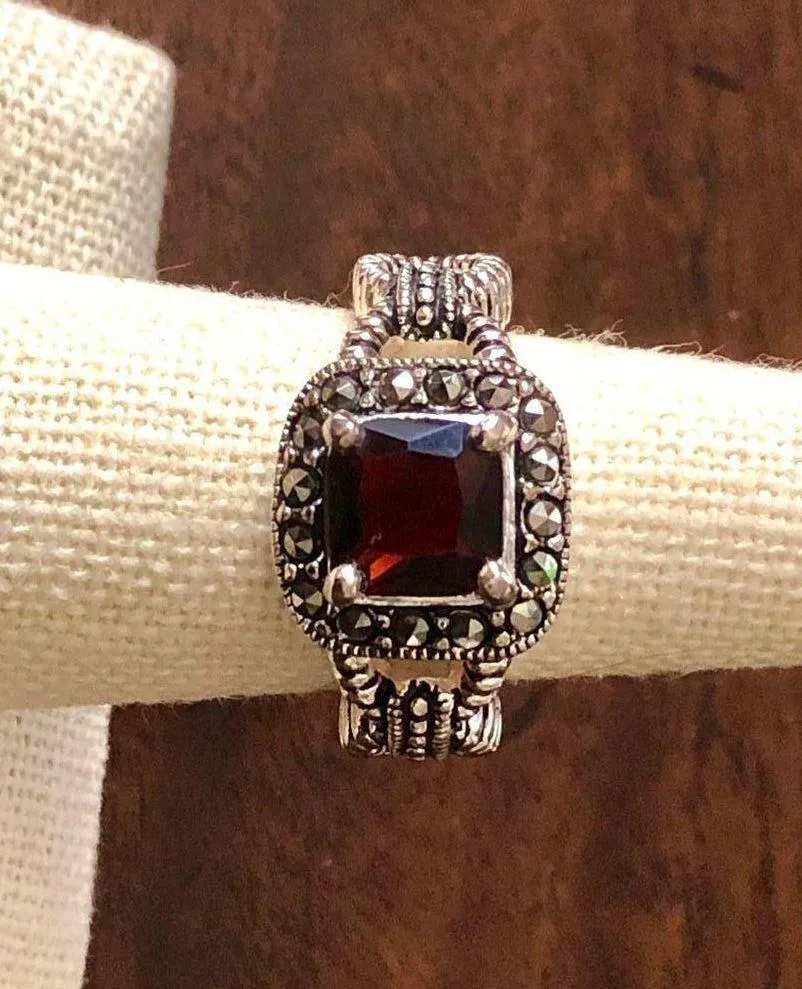 Cushion Cut Garnet Marcasite Metalwork Sterling Silver Ring Sz 6-1/2 - Image 14