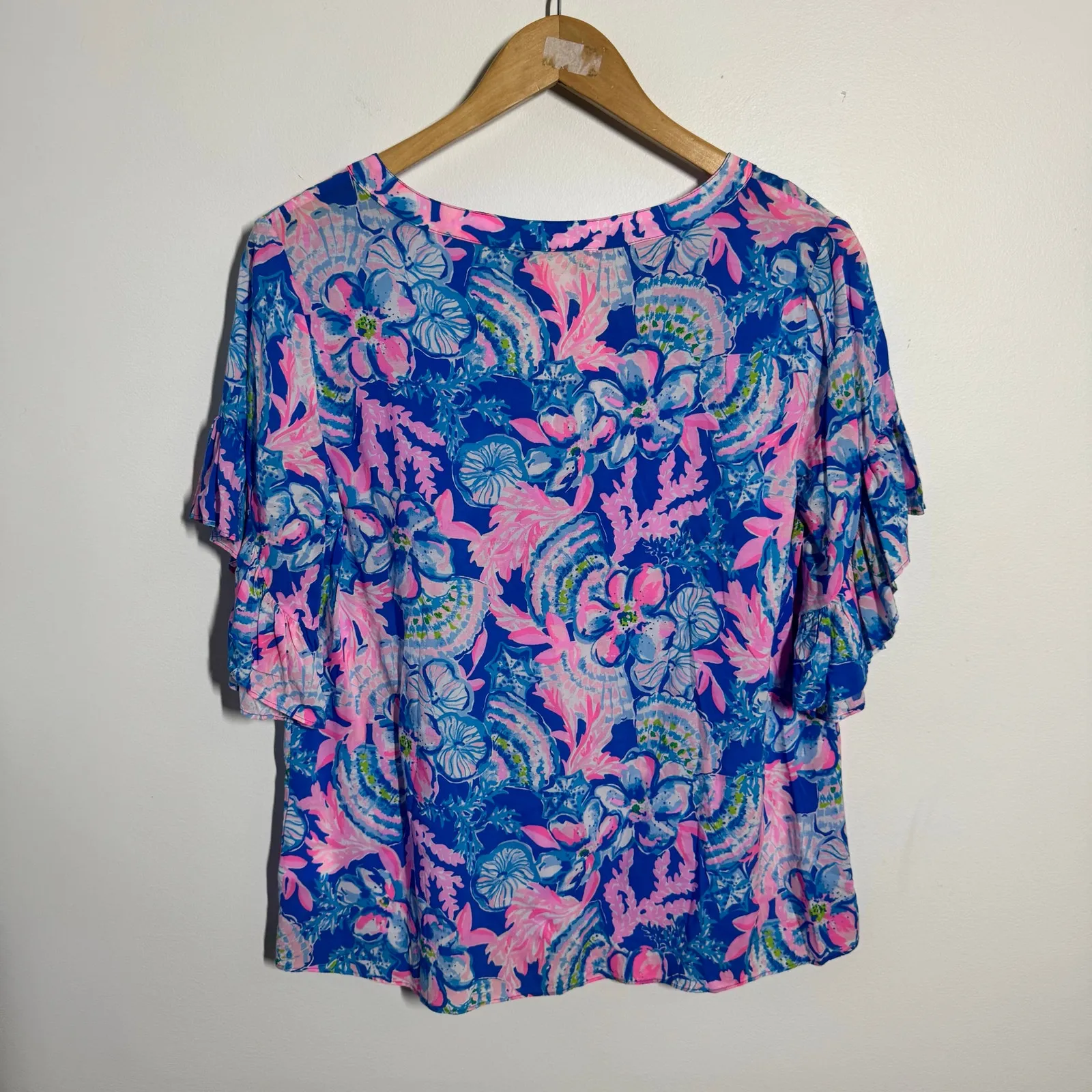 Lilly Pulitzer Quinna Short Sleeve Top Women S Blue Tang Sitting Seaside Preppy - Image 4