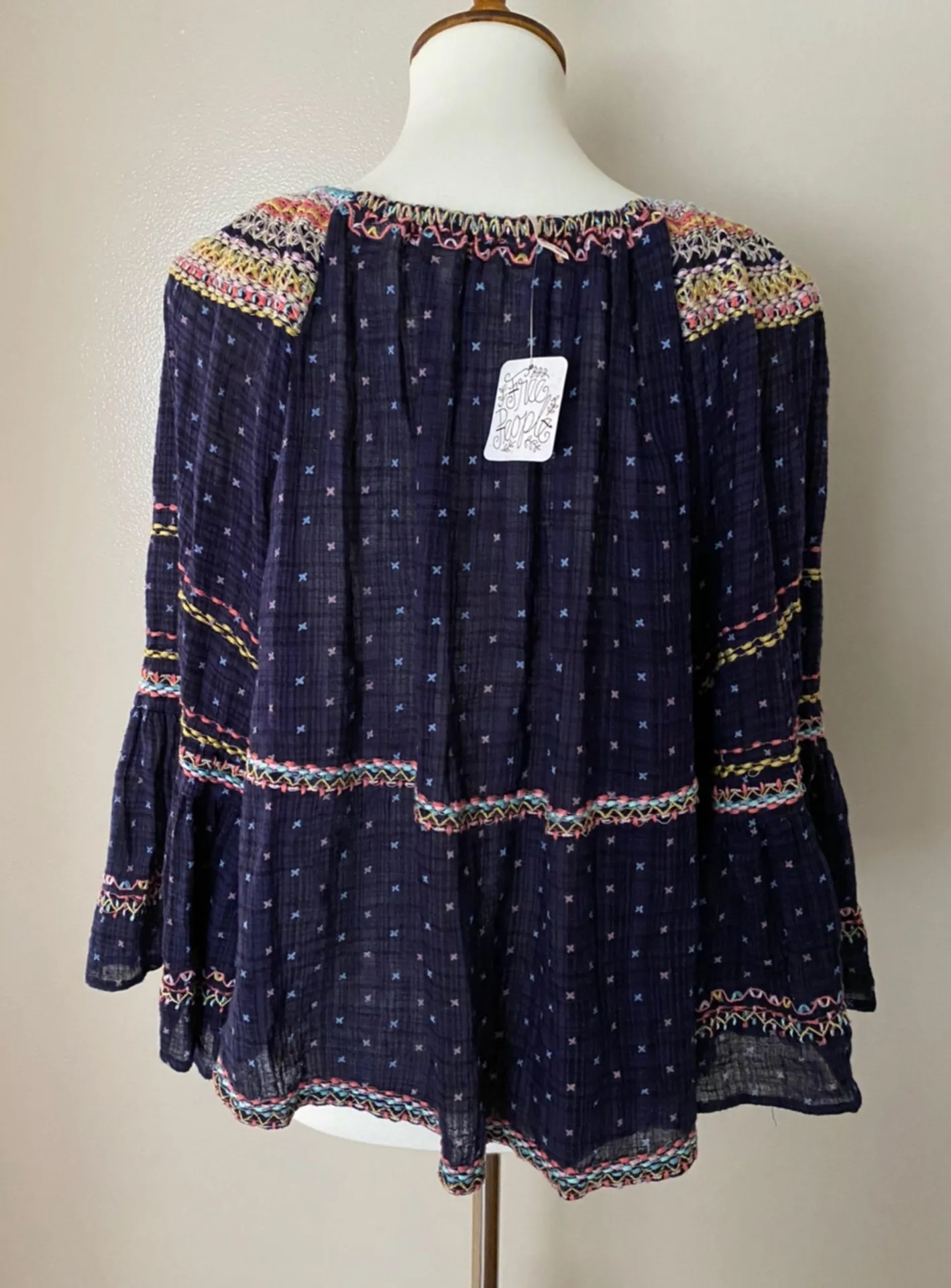 Talia Embroidered Blouse - Image 9