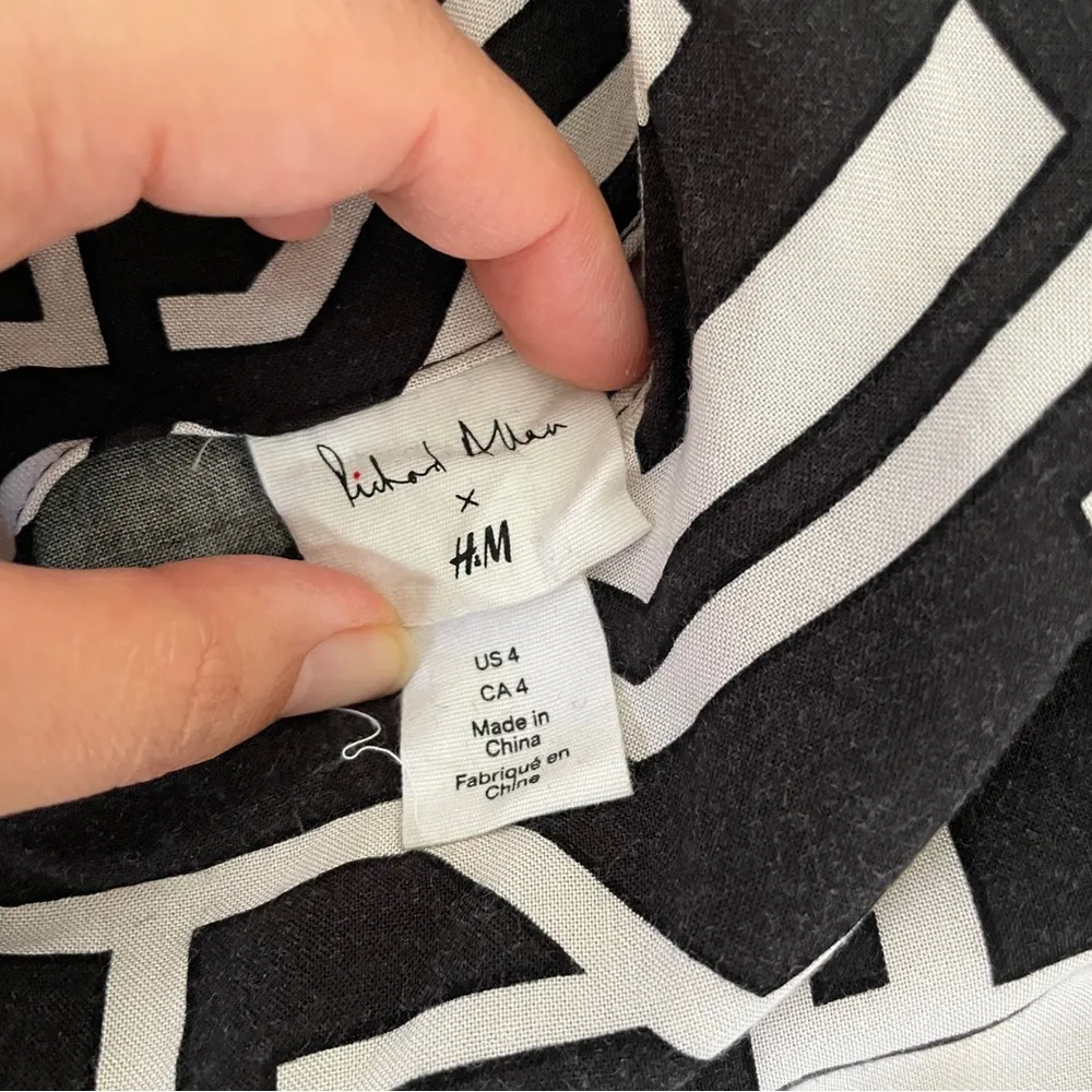 Richard Allan x H&M Calf Length Circle Skirt Midi Dress Black/Beige (Size 4) - Image 8
