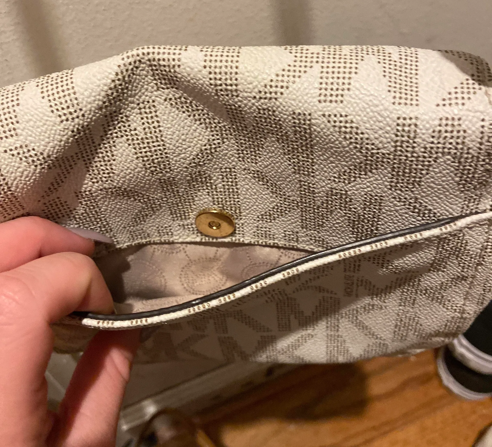 Michael Kors Micheal Kors Crossbody Bag - Image 8