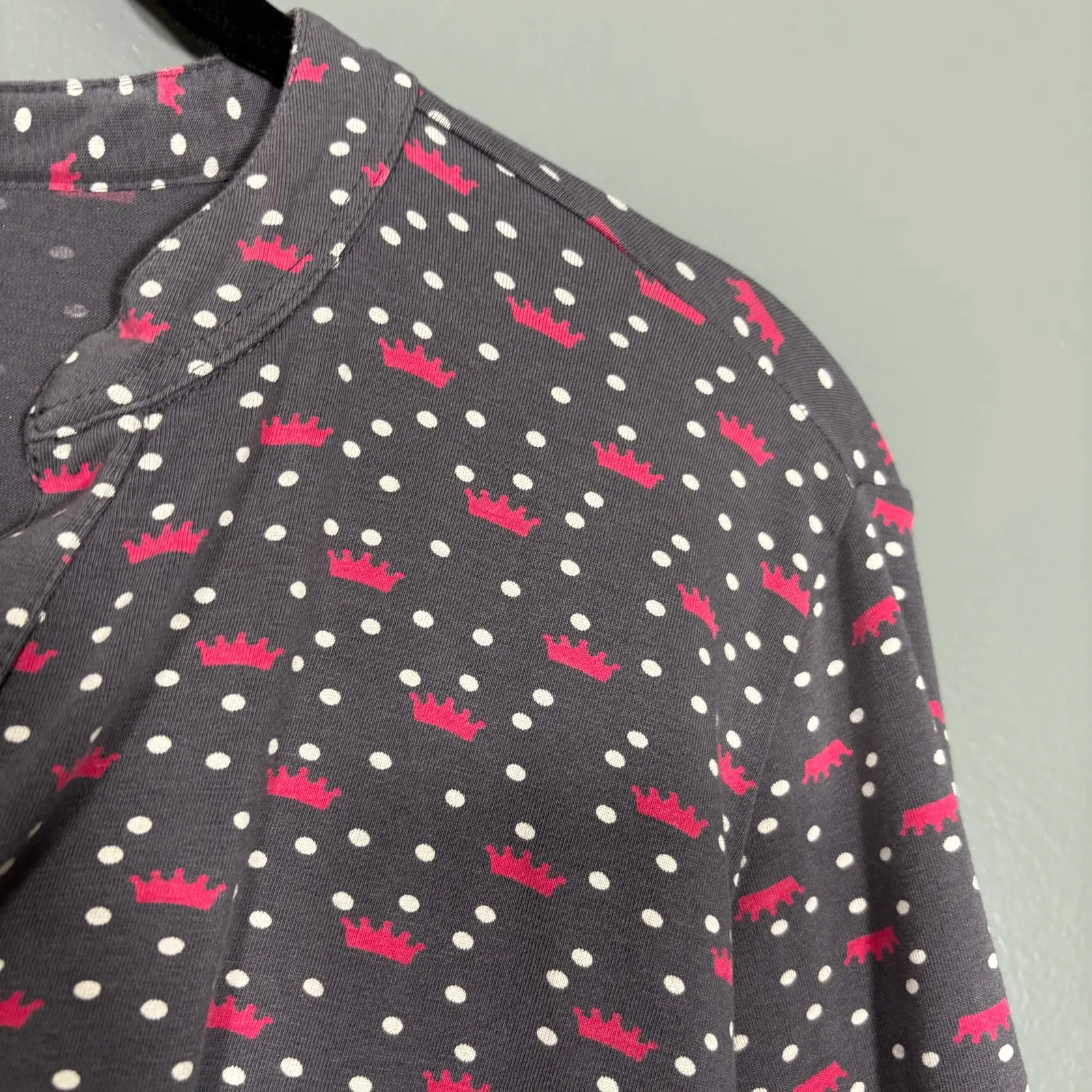 Avarnas Women's Y2K Gray Crown Print Henley Top - Image 2