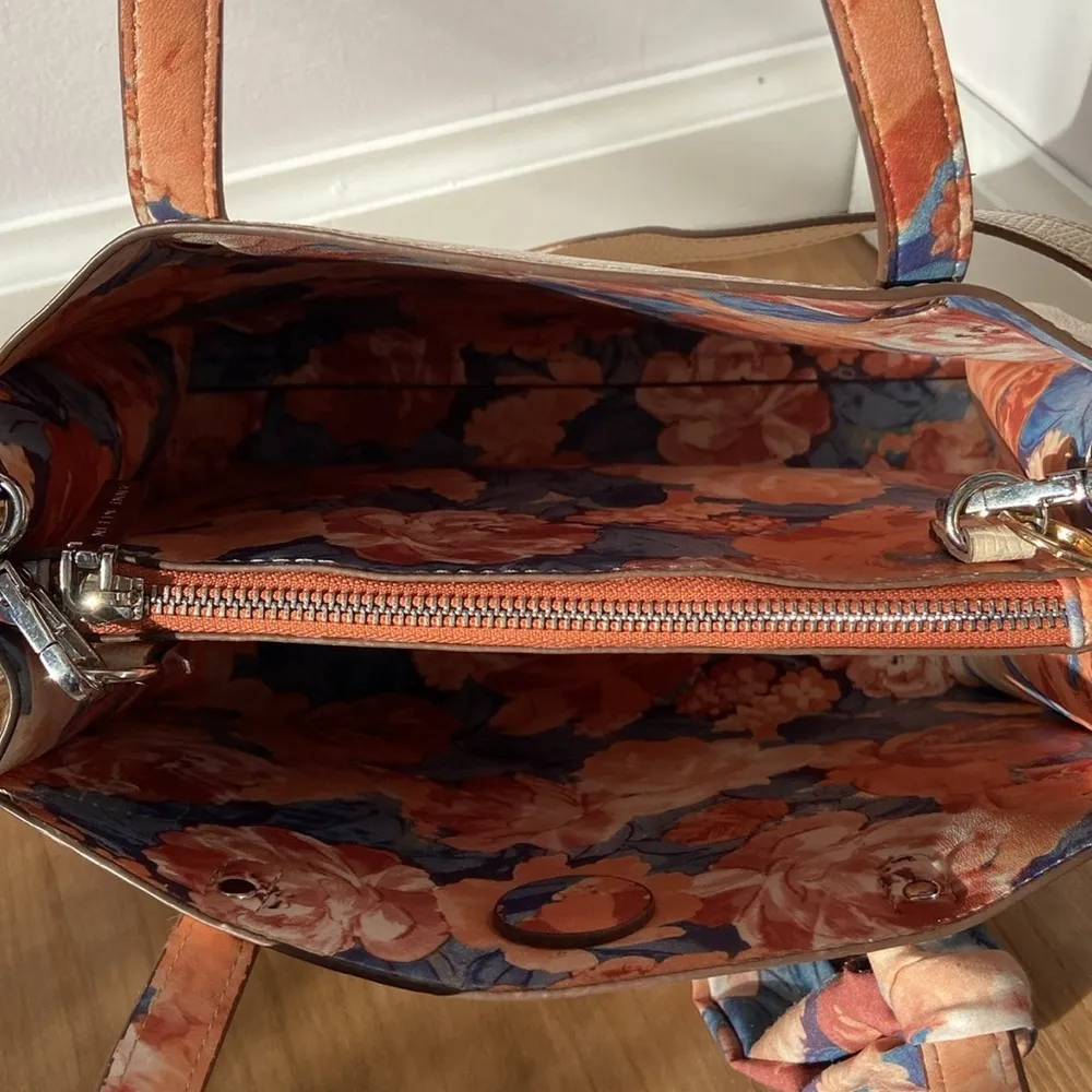 Anne Klein Bonded Satchel Triple Compartment Taupe Neutral Spring Crossbody - Image 8