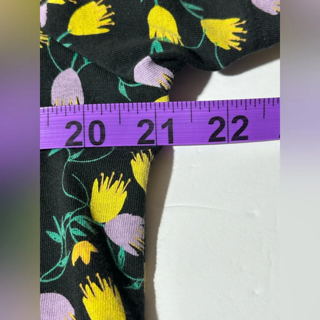 Adidas Tulip Print Cropped T-Shirt size Medium - Image 8