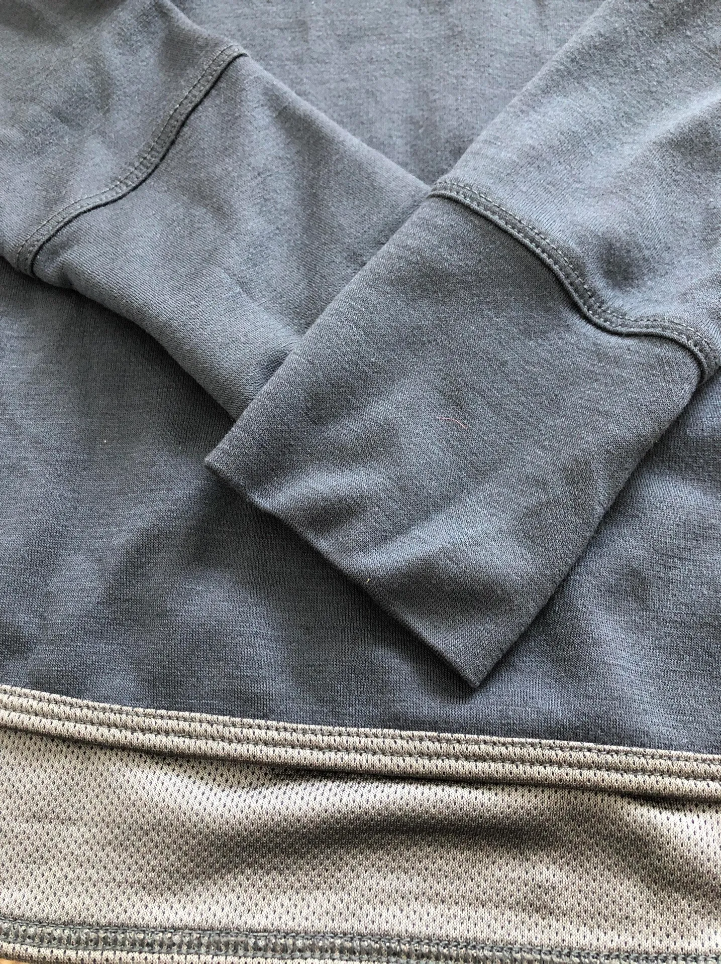 Nike Hooded Long Sleeve - Image 3