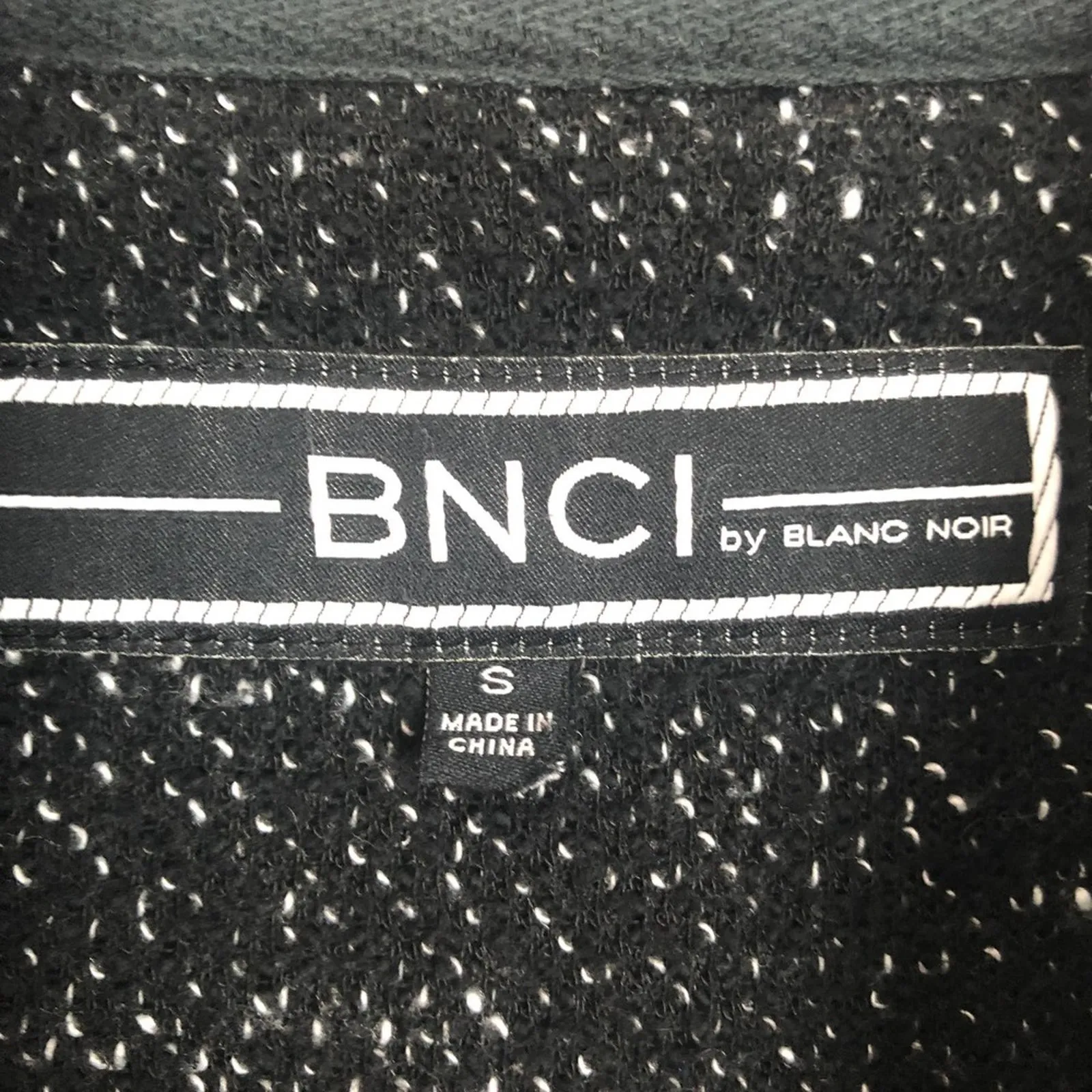 BNCI by Blanc Noir Tweed Drape Front Shawl Collar Cardigan Sweater Size Small Black - Image 4