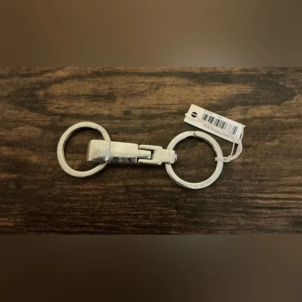 A Sweet Modern Vintage Rare HTF NWT Coach Keychain Key Ring Key Fob - Image 2