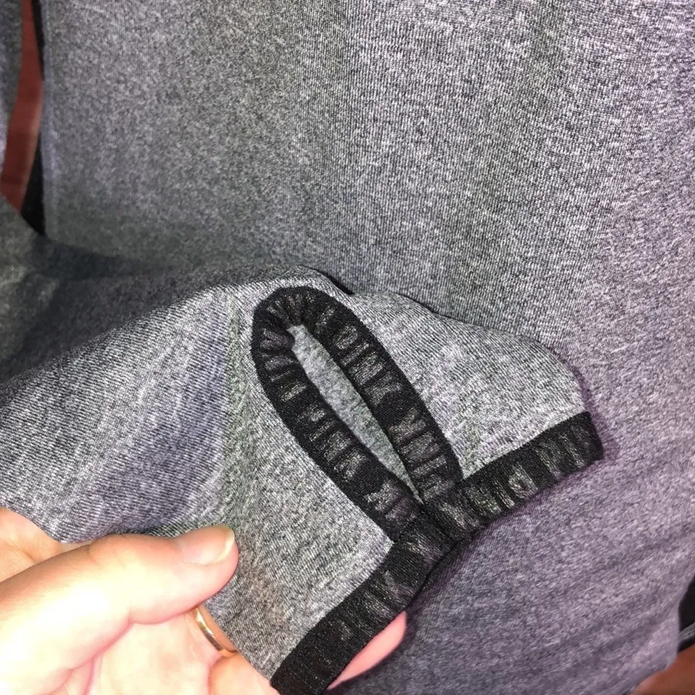 Victoria’s Secret pink sweatshirt gray and black size large ultimate top…​ - Image 4