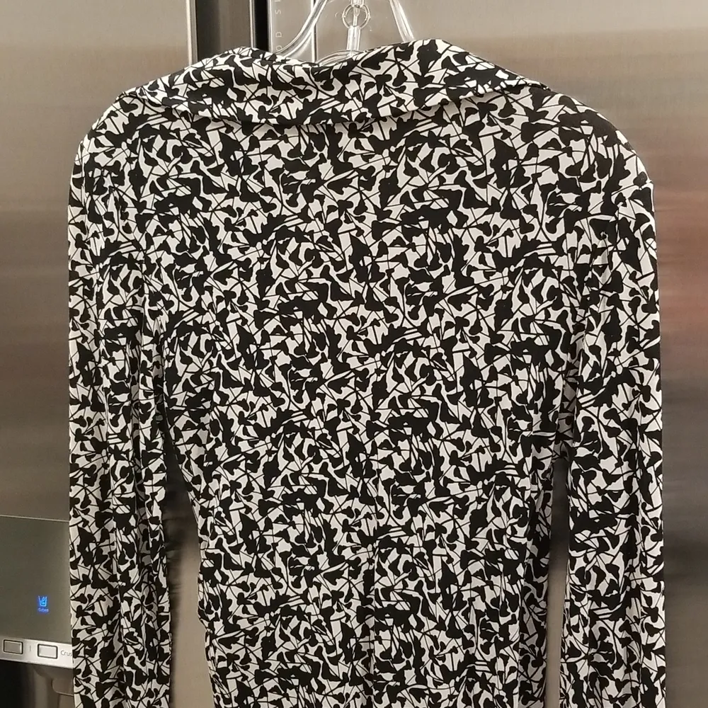 💕DIANE VON FURSTENBERG💕 Sil Long Sleeve Faux Wrap Dress ~ Abstract Print Large - Image 4