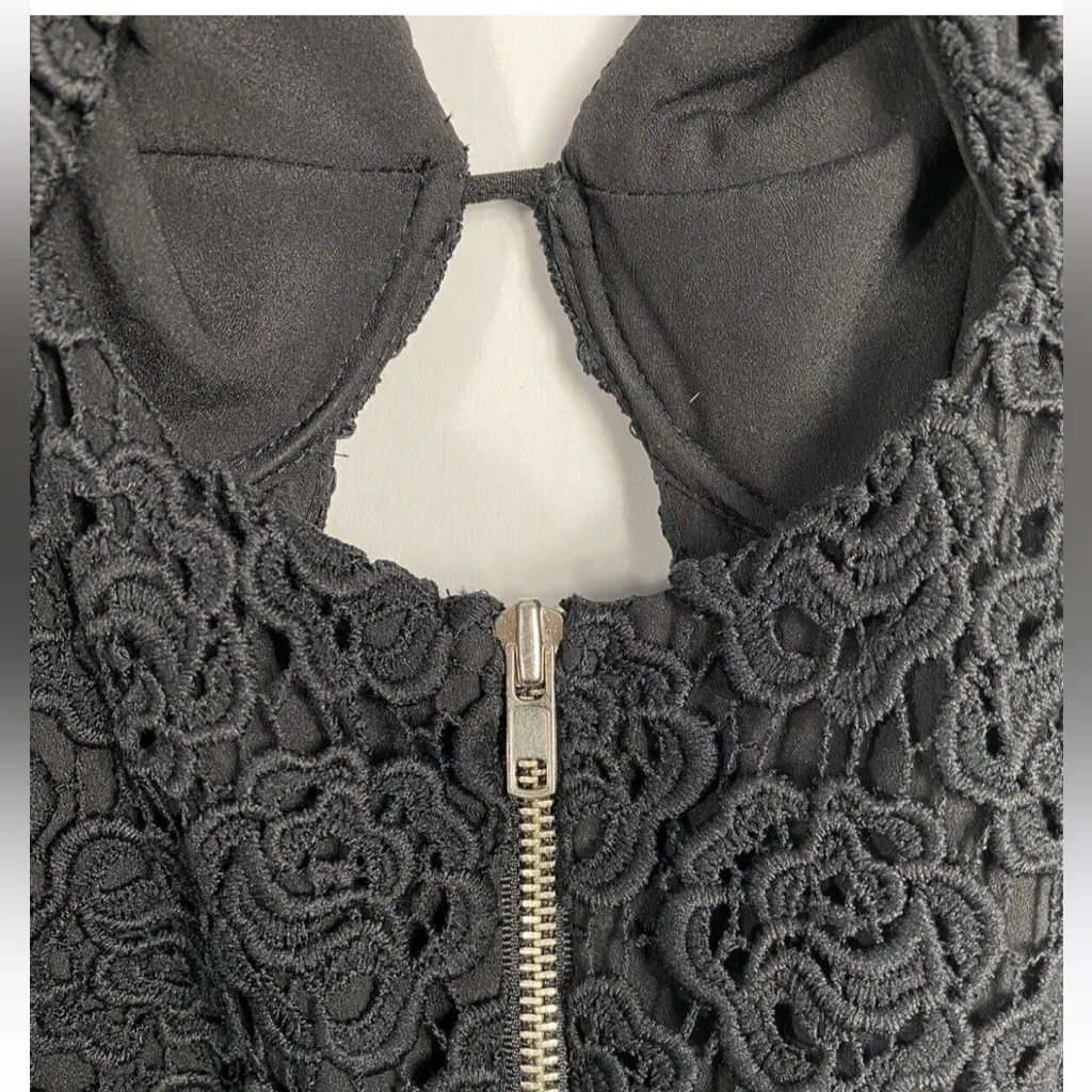 Nasty Gal cut out floral lace dress - Image 11