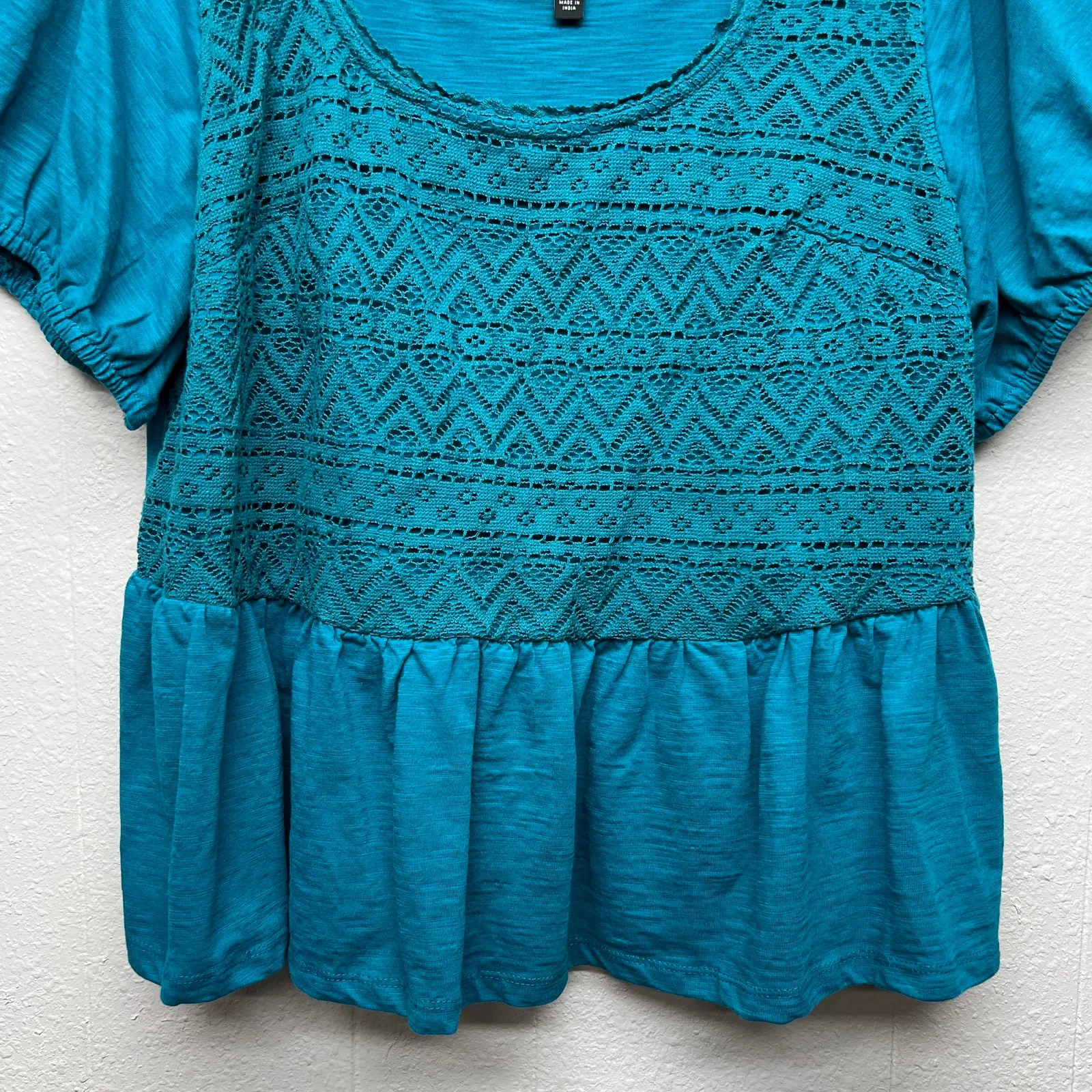 Lane Bryant Blue Ruffle Hem Top Womens 22/24 Peplum Lace Puff Sleeve Stretch - Image 4