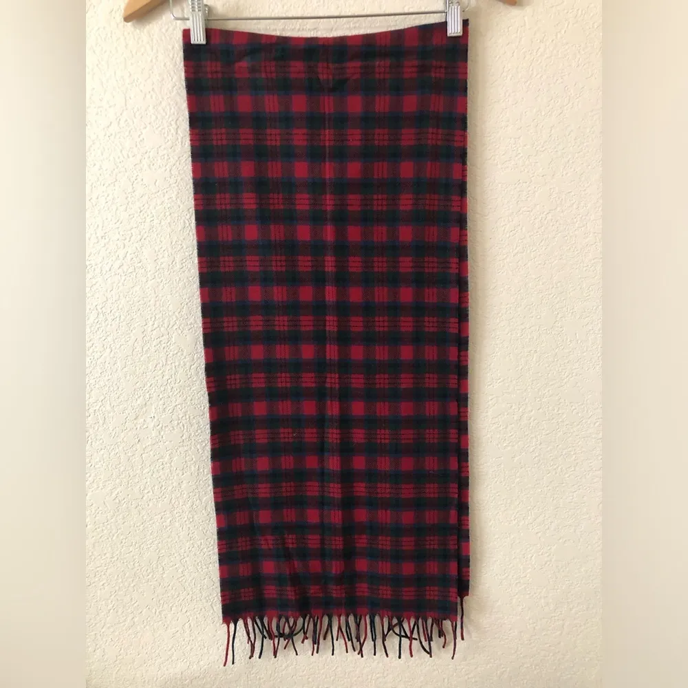 Pendleton  Vintage Wool Red, Black, & Blue Plaid Scarf Authentic Macduff Tartan - Image 3