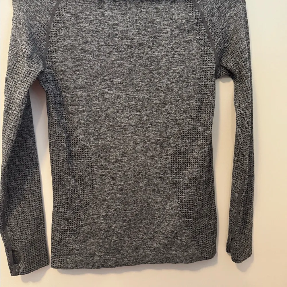 Lululemon swift tech Gray women’s size 6 - Image 4