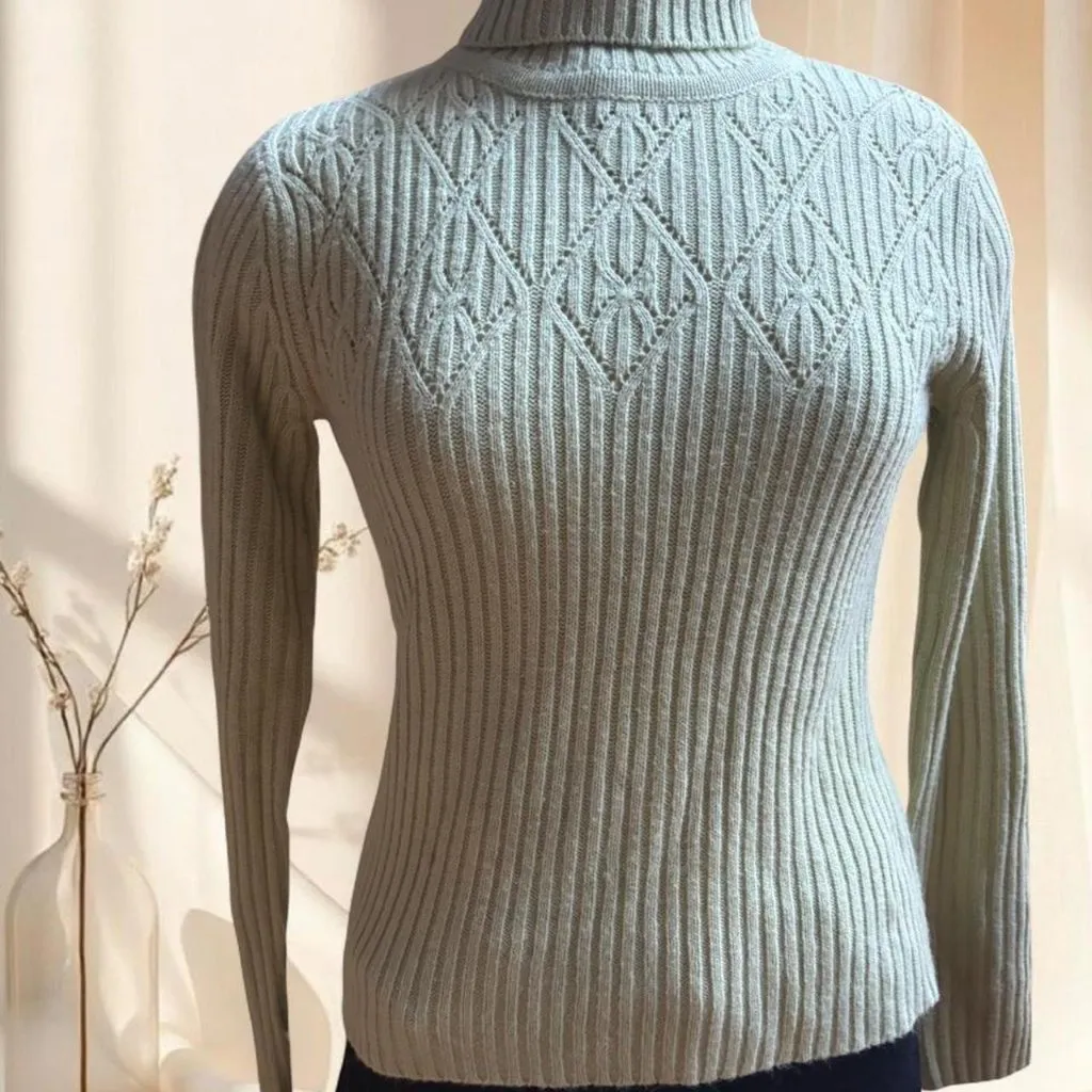 Reference Point Vintage Y2K Cable Knit Green Turtleneck Sweater - Image 2