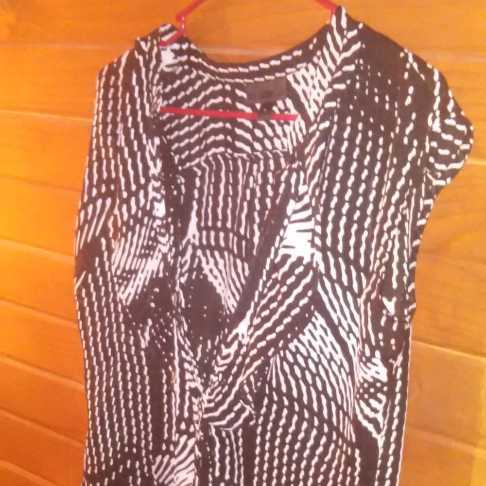 Worthington Sleeveless Button-Down Blouse - Image 7