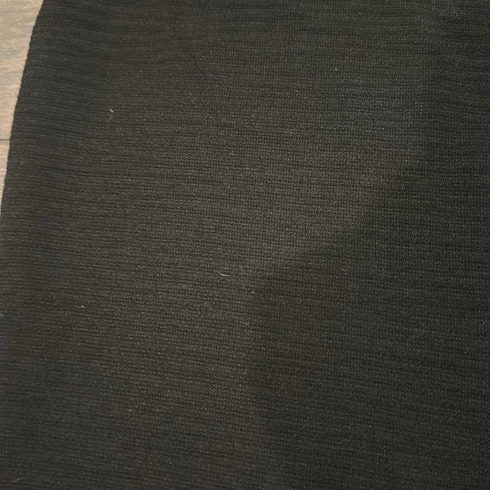 NWT Zara Black Textured Flutter Sleeve Top Sz M - Image 8