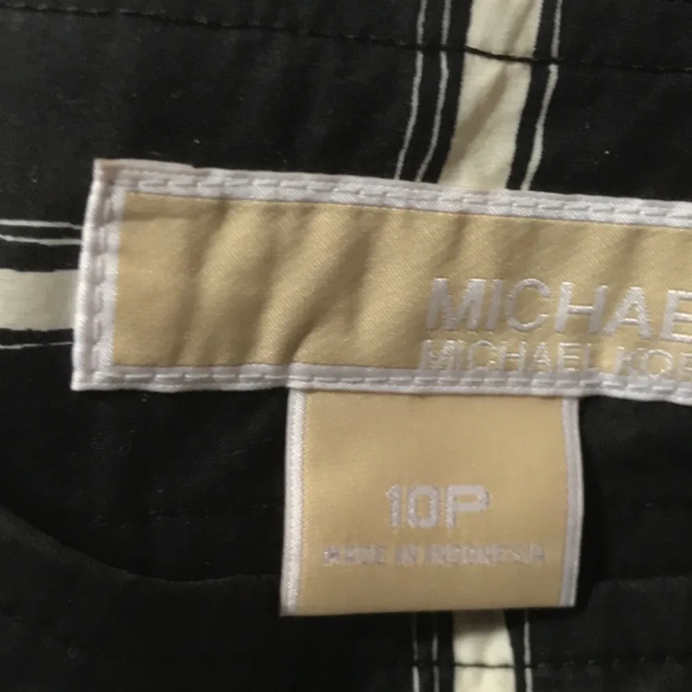 Michael Kors Skirt - Image 3