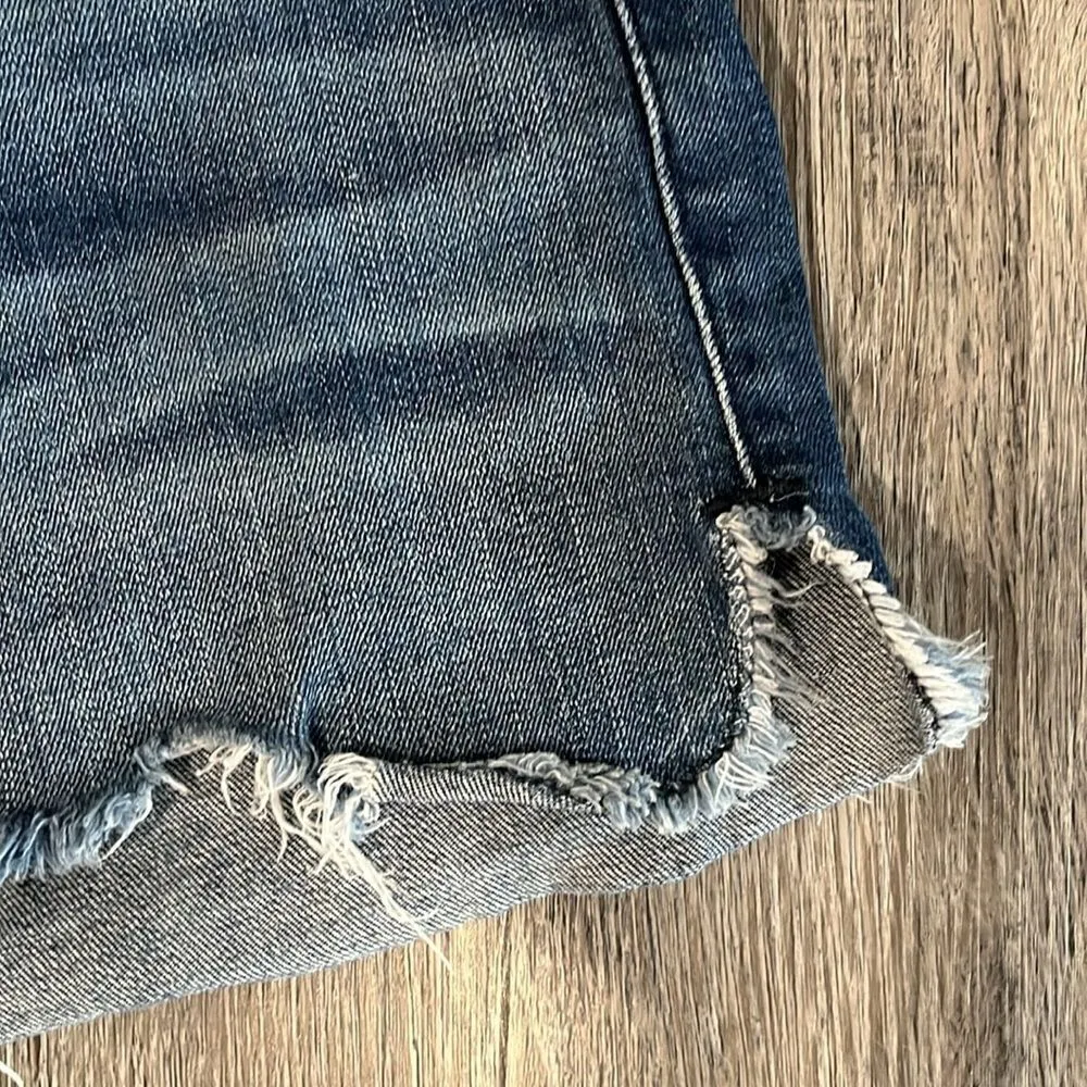 Level 99 dark denim wash slight distressed w/ side hem slit fray at hem - Image 2