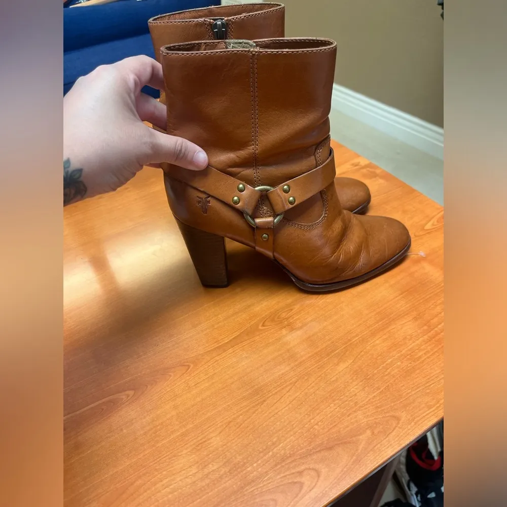 Frye Laurie Harness Leather Zippered Boots Sz 7.5 High Heel Bootie Fall Cowgirl - Image 8