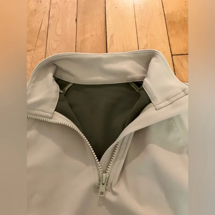 Outdoor Voices Frost Knit Beige Fitted Quarter Zip - Image 4